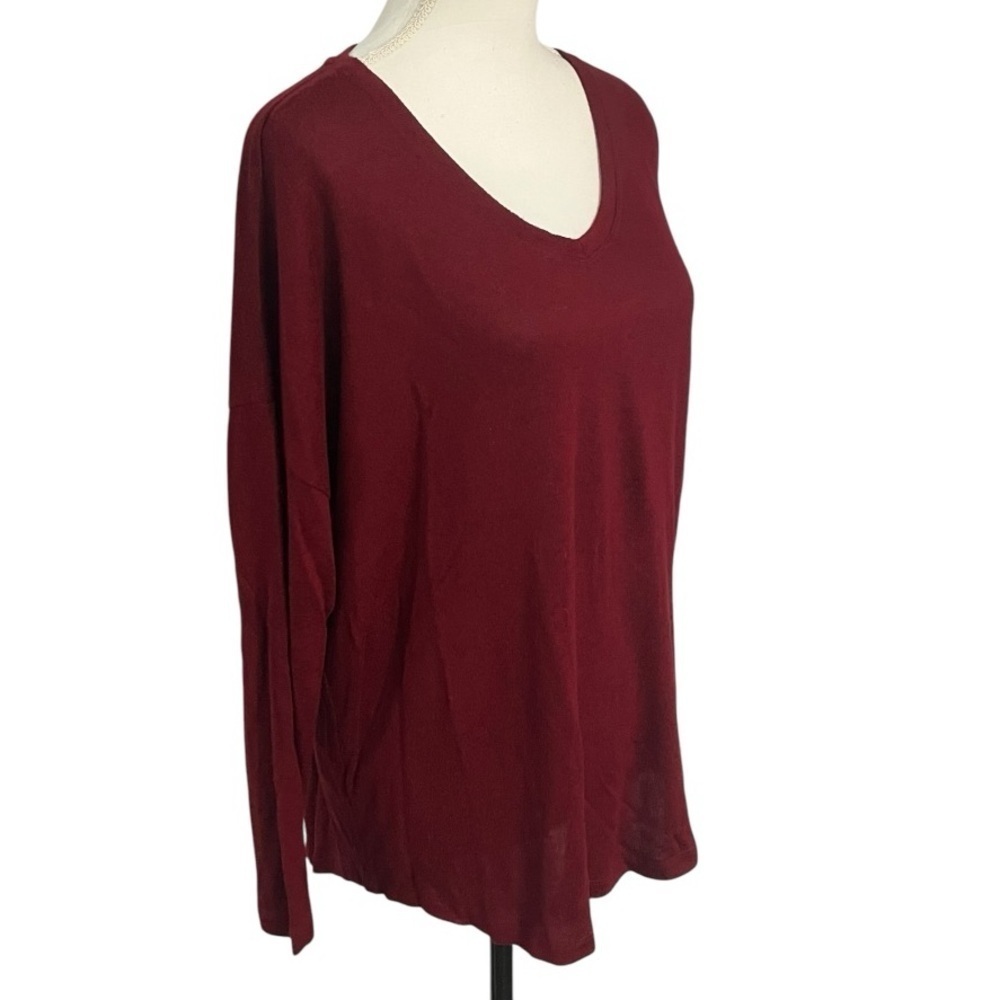 Lightweight V-neck sweater size XL by Well Worn EUC - Picture 2 of 7